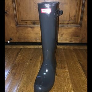 Women’s HUNTER Original Tall Rain Boots Size 10.